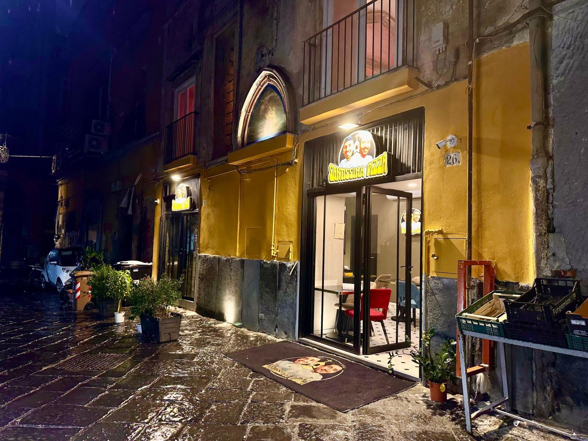 Hotel Window In The Stone Naples Extérieur photo